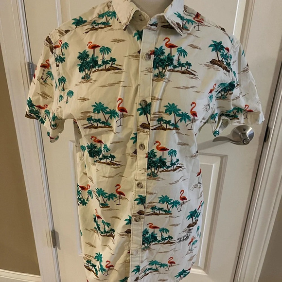 Denim and Flower Flamingo Button down short sleeved shirt-Size M - Picture 7 of 7